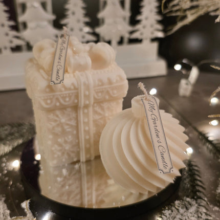 Gift & Curve or Straight Line Ball